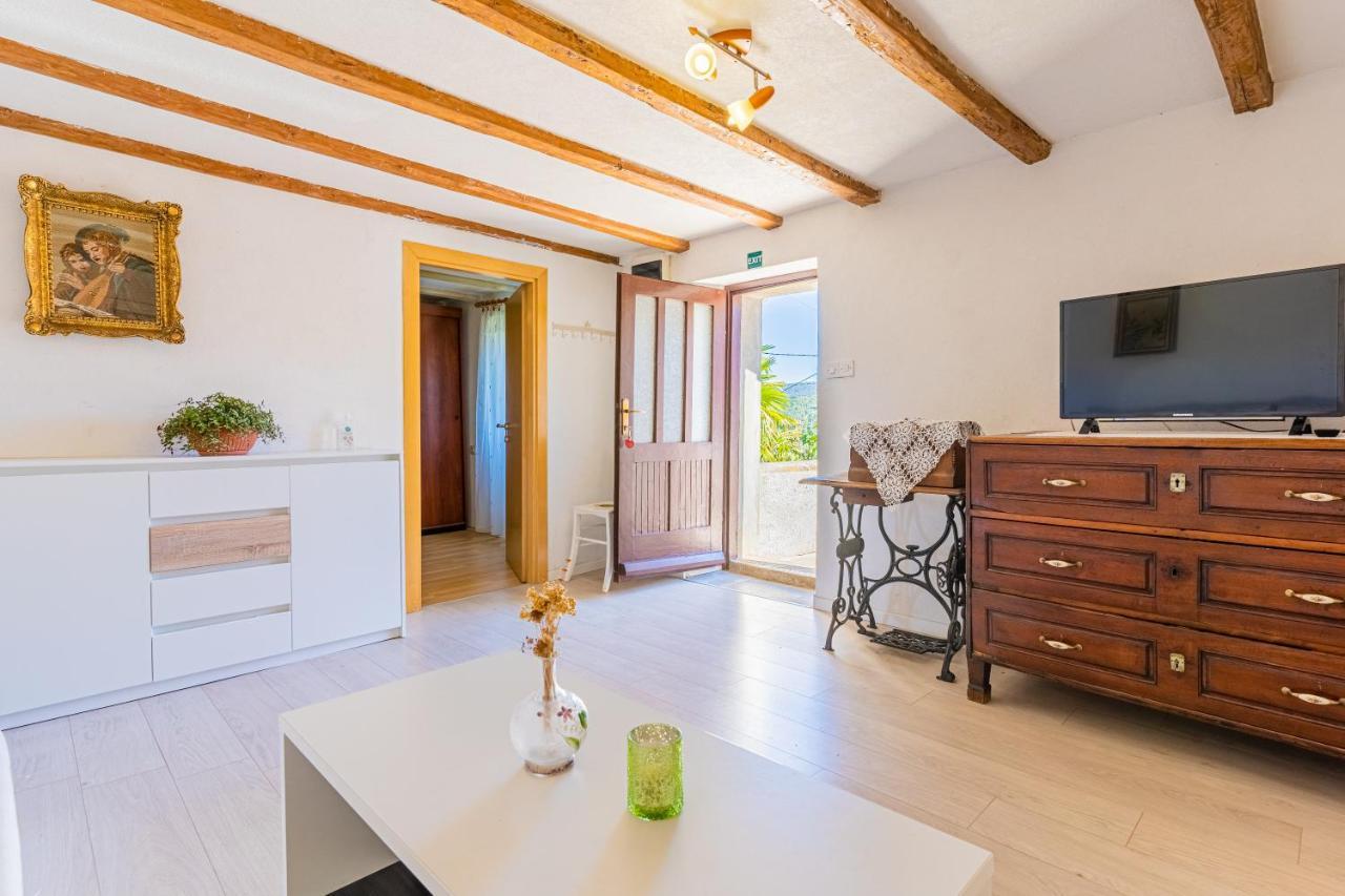 Apartmani Valun1 Ngoại thất bức ảnh