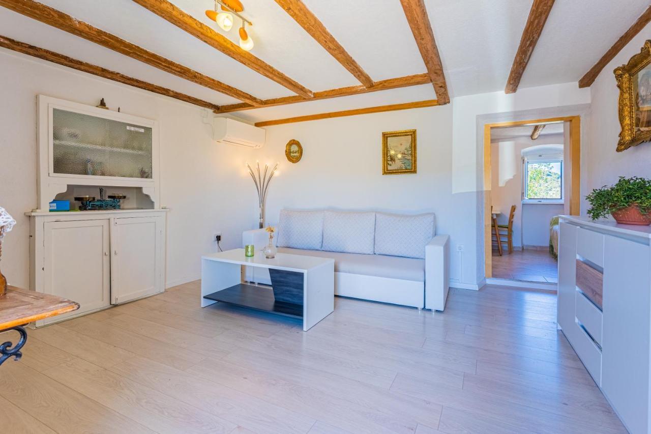 Apartmani Valun1 Ngoại thất bức ảnh
